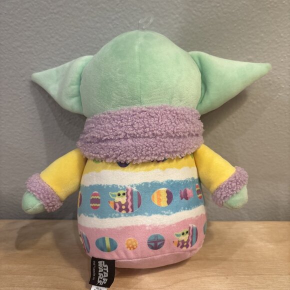 Star Wars: Mandalorian Baby Yoda Grogu Holiday Easter Egg Soft Plush Toy 2024 - Picture 5 of 6